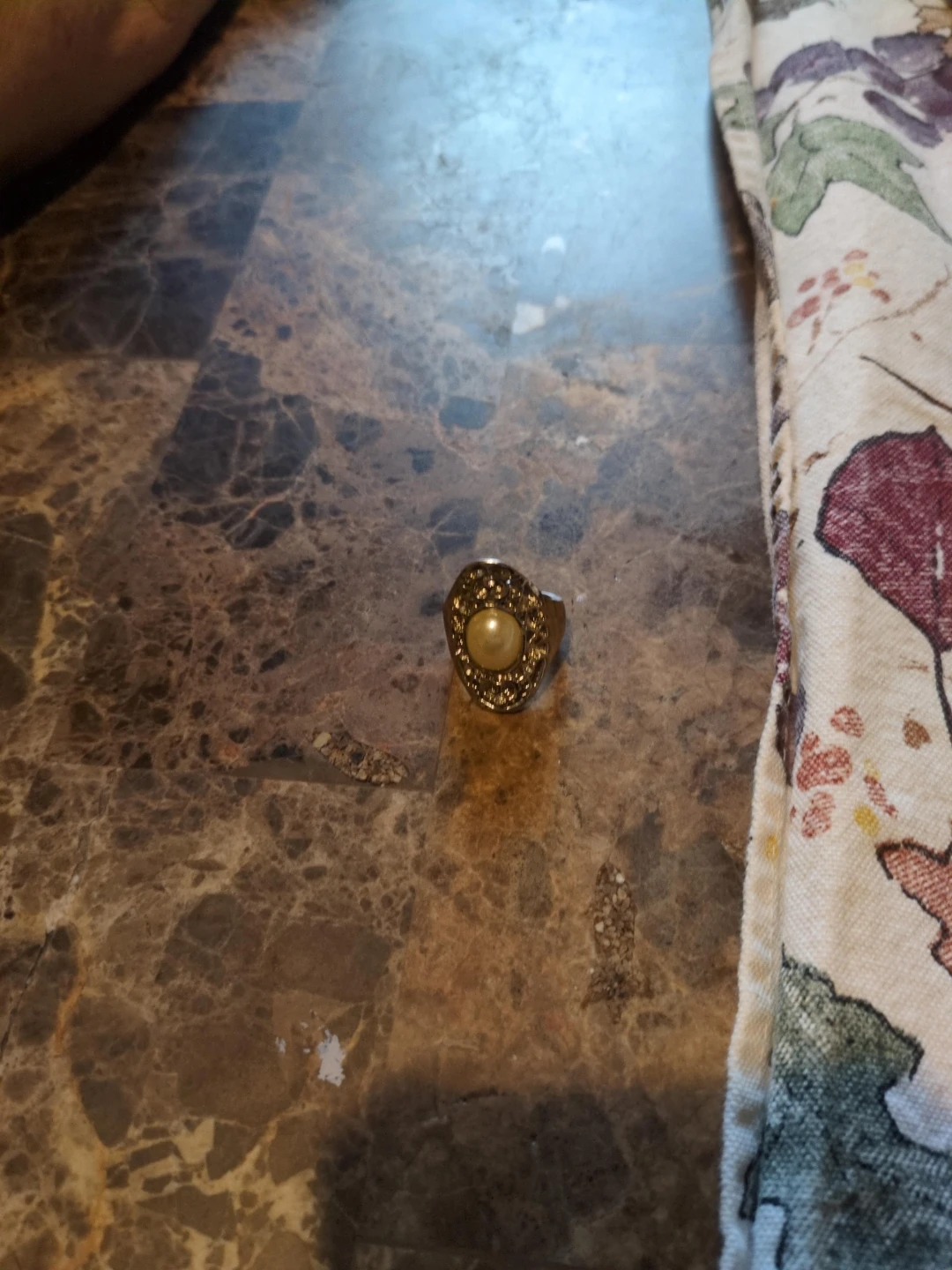 Pearl Ring thumbnail