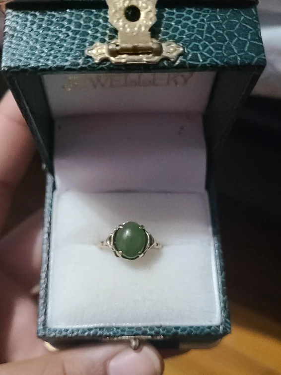 Jade Ring in Jewellery Box