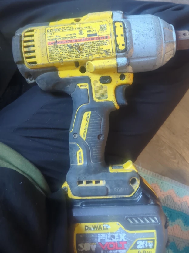 DeWalt DCF897 Brushless 3-Speed Impact Wrench