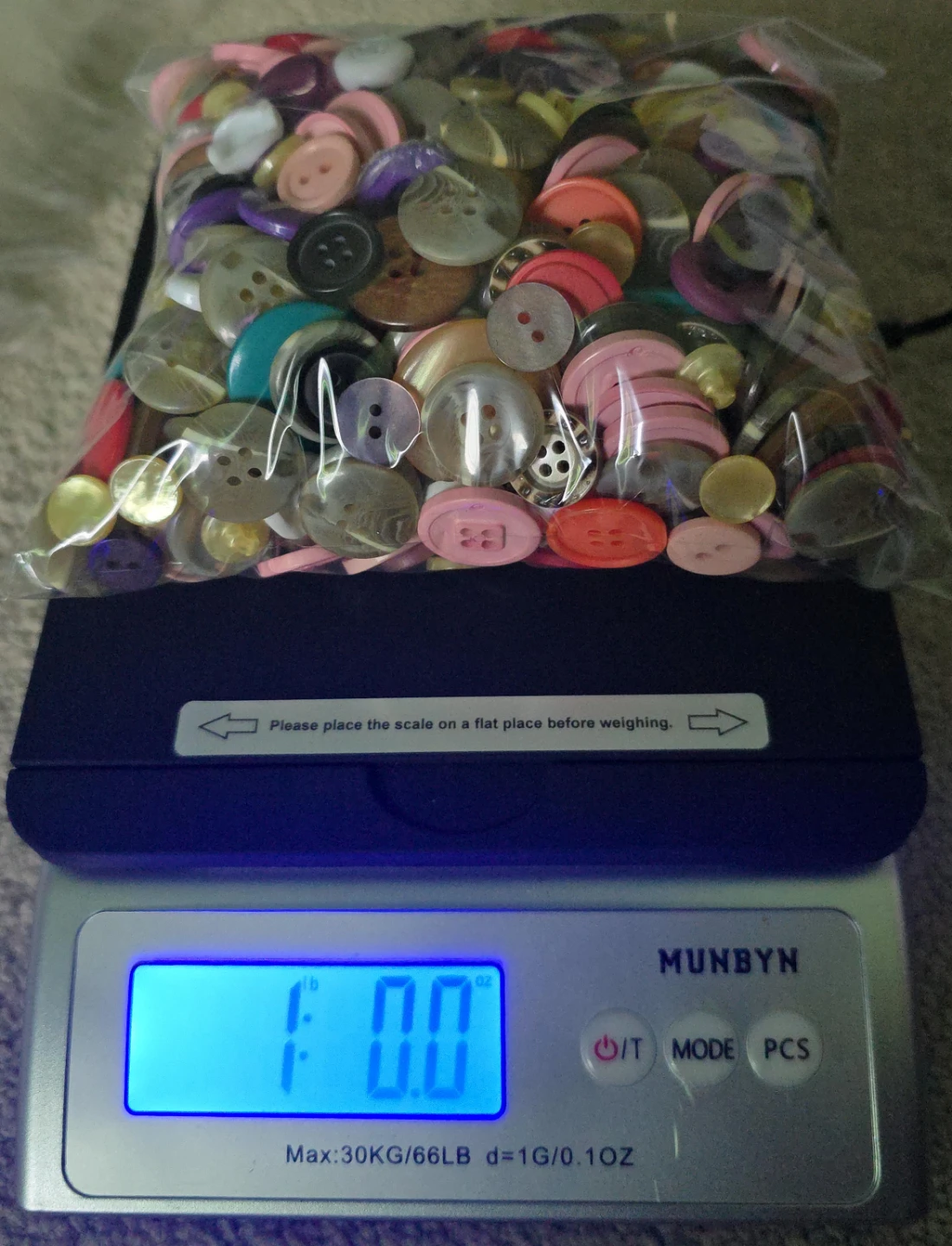 1Lb Large Bag of Assorted Craft Buttons