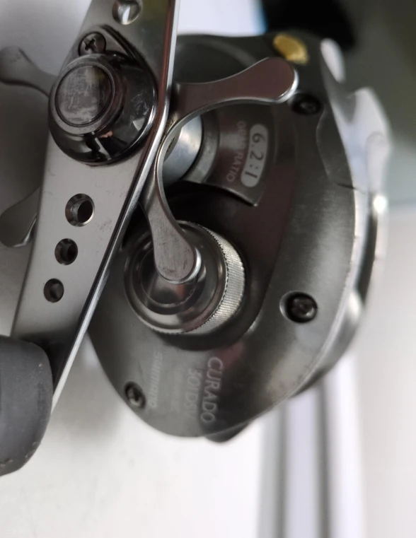 Shimano Curado 301DSV Baitcasting Reel