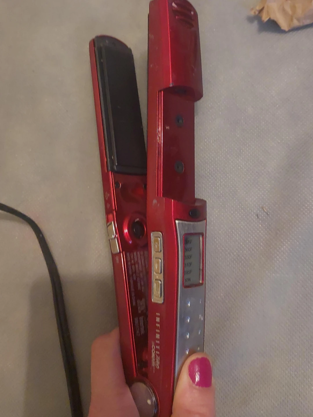 Conair Infiniti Pro 1 1/2" Ceramic Flat Iron thumbnail