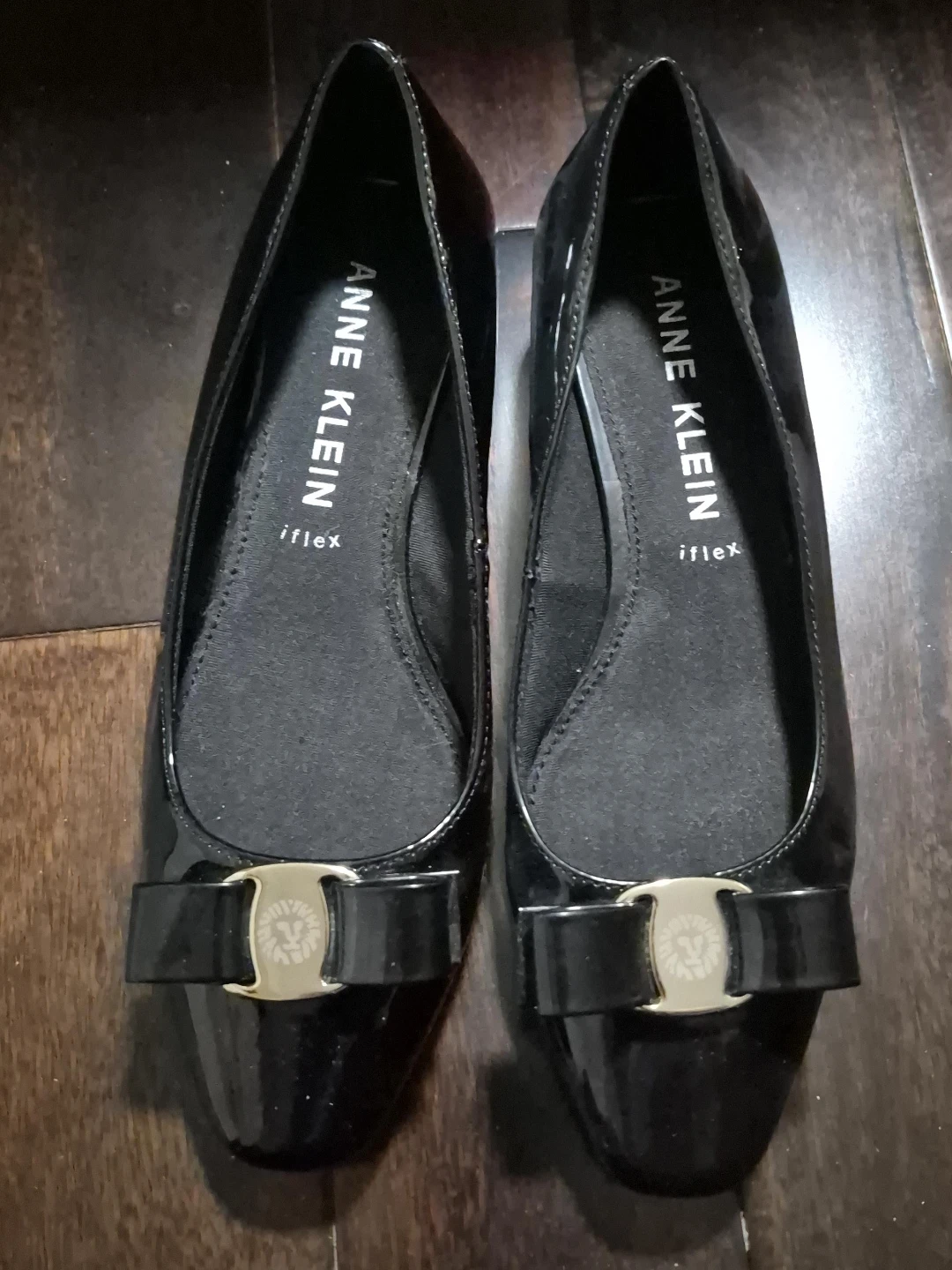 Anne Klein Black Patent Leather Flats - Size 6