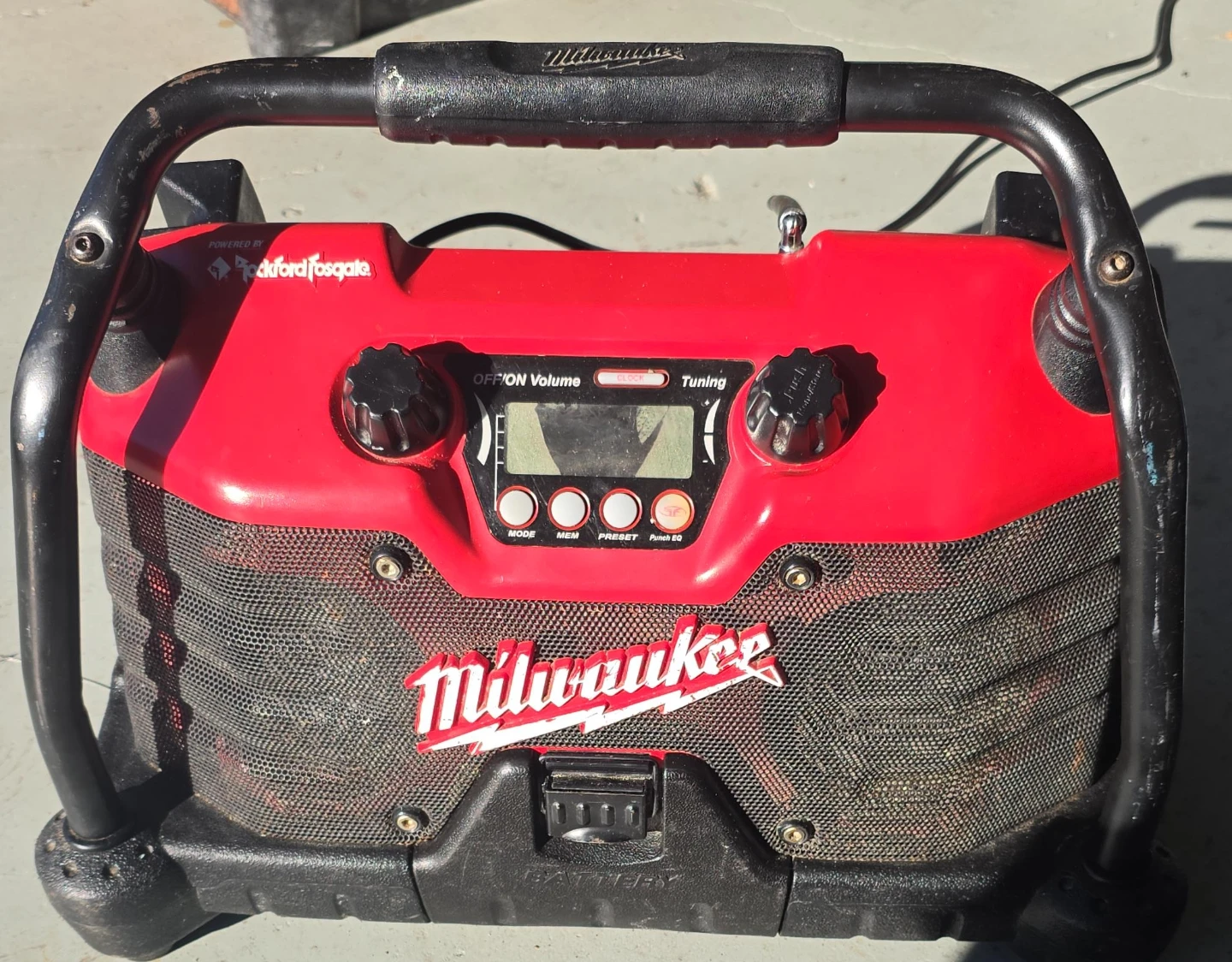 Milwaukee Jobsite Radio - Powered by Rockford Fosgate thumbnail