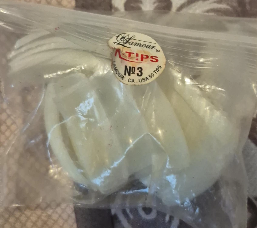 Glamour Nail Tips No. 3 image indicator(1)