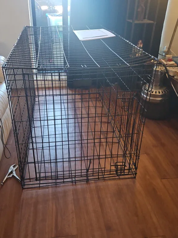 Black Wire Dog Crate