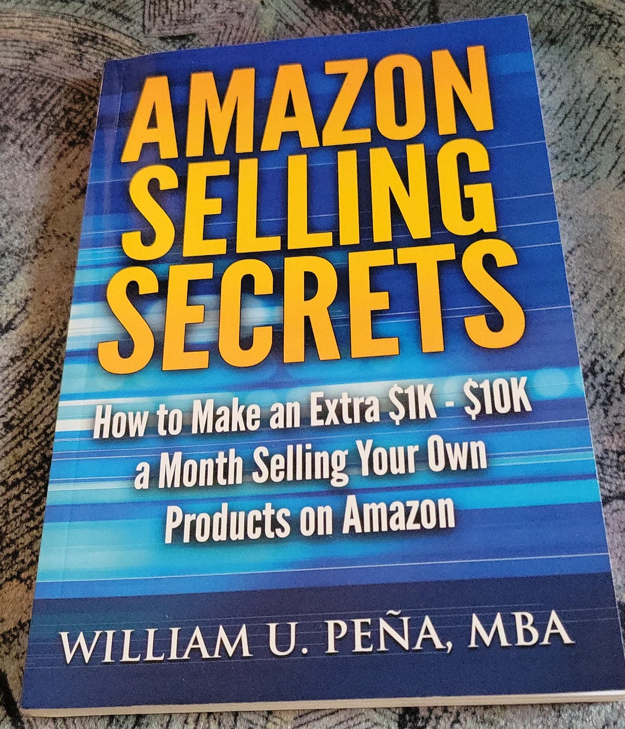 Amazon Selling Secrets by William U. Peña thumbnail