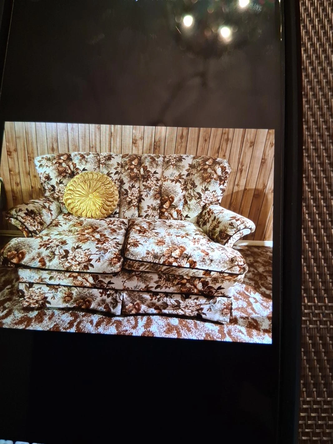 Floral Patterned Sofa thumbnail
