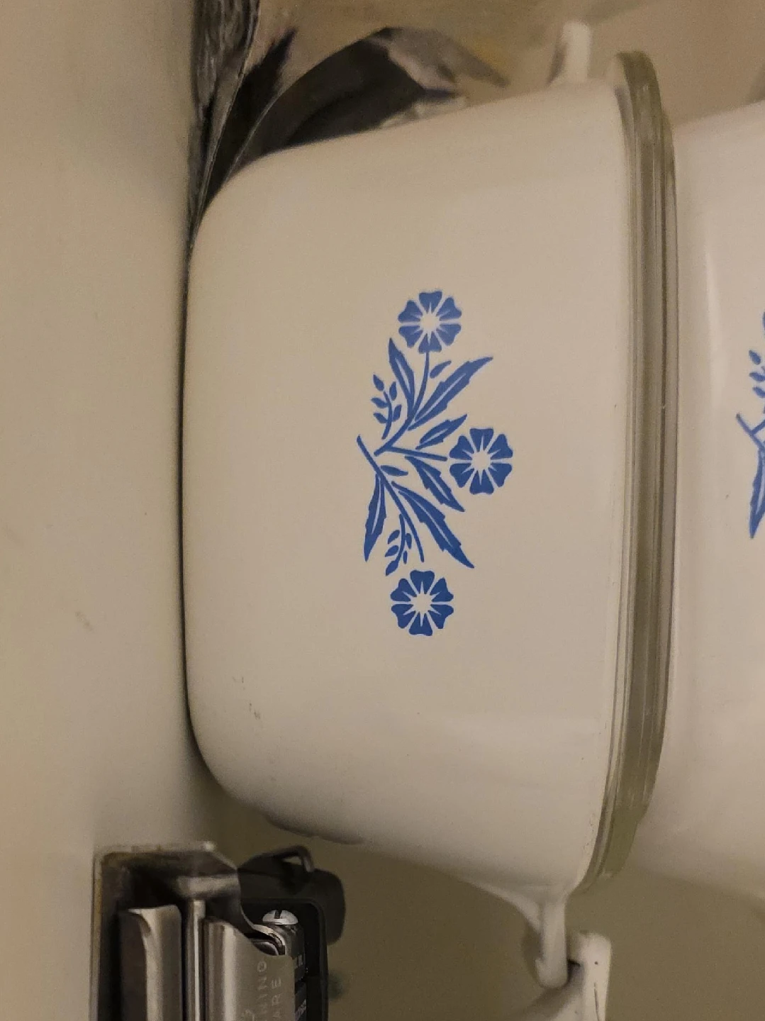 Vintage Corning Ware Cornflower Casserole Dish