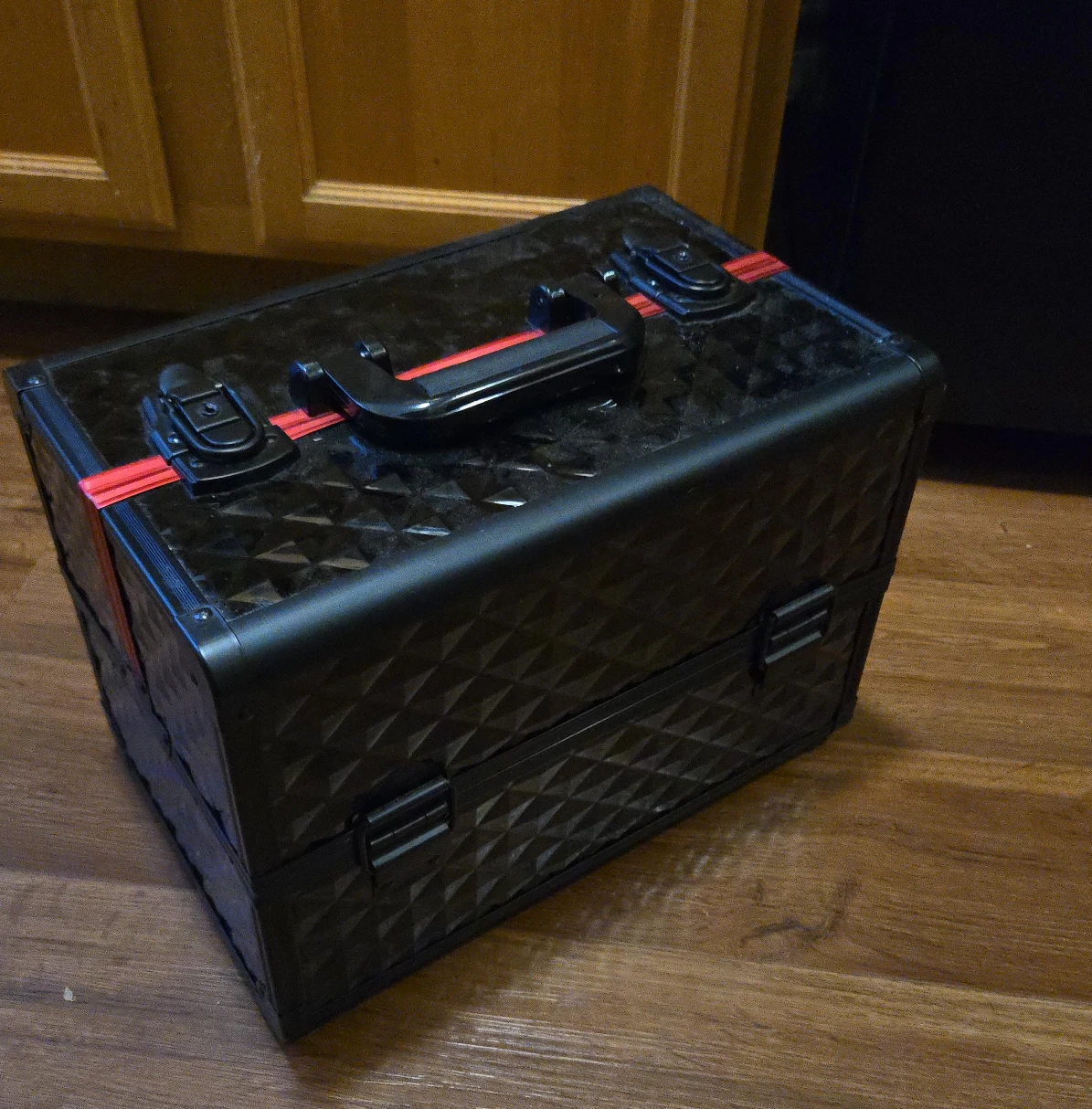 Black Makeup/Cosmetic Organizer Case