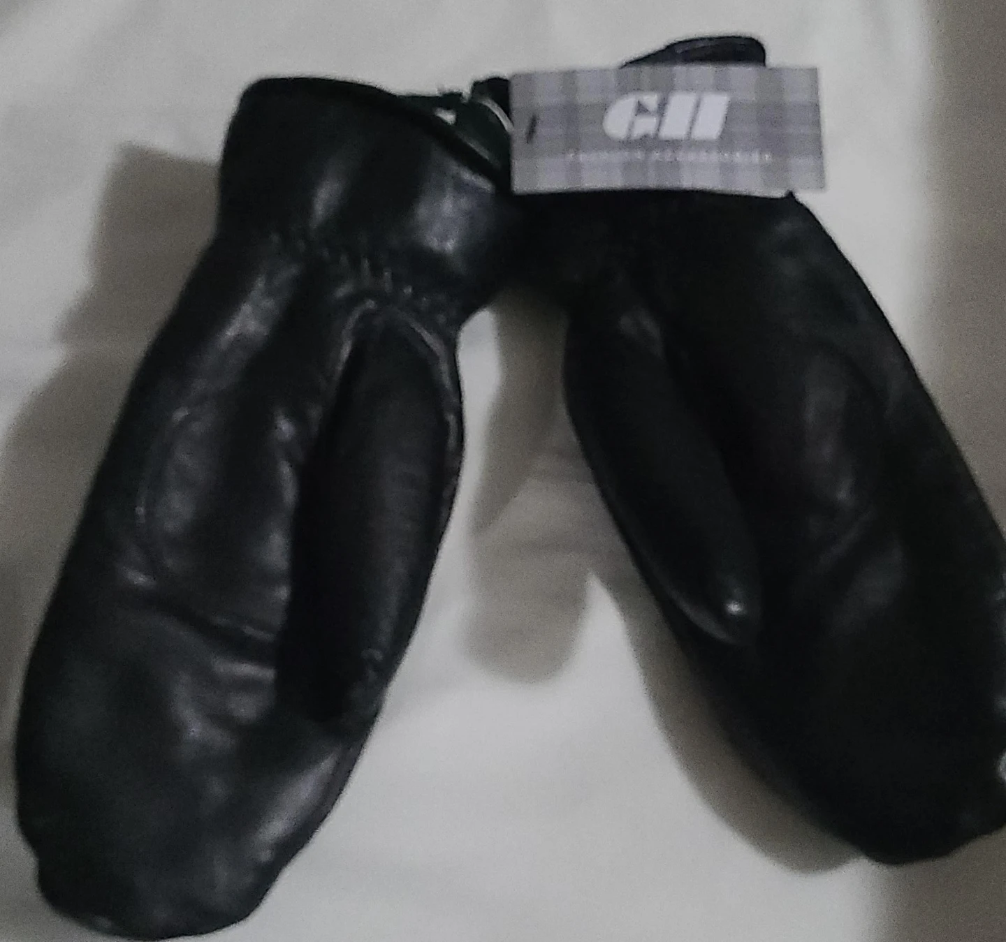 GII Black Leather Mittens image indicator(2)
