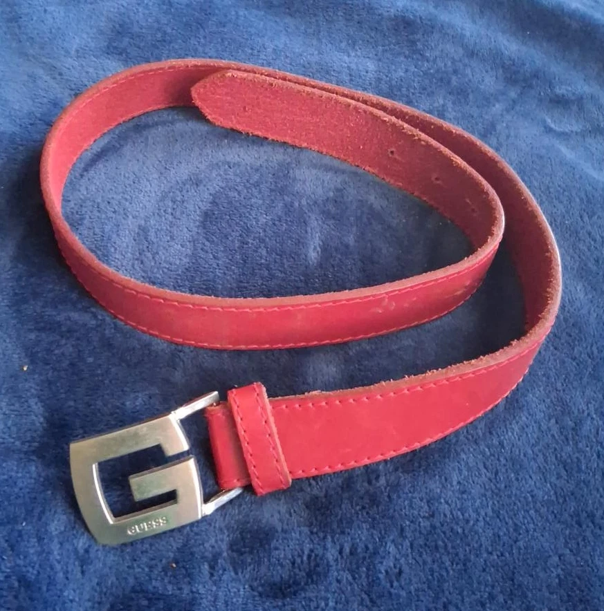 Guess Red Belt thumbnail