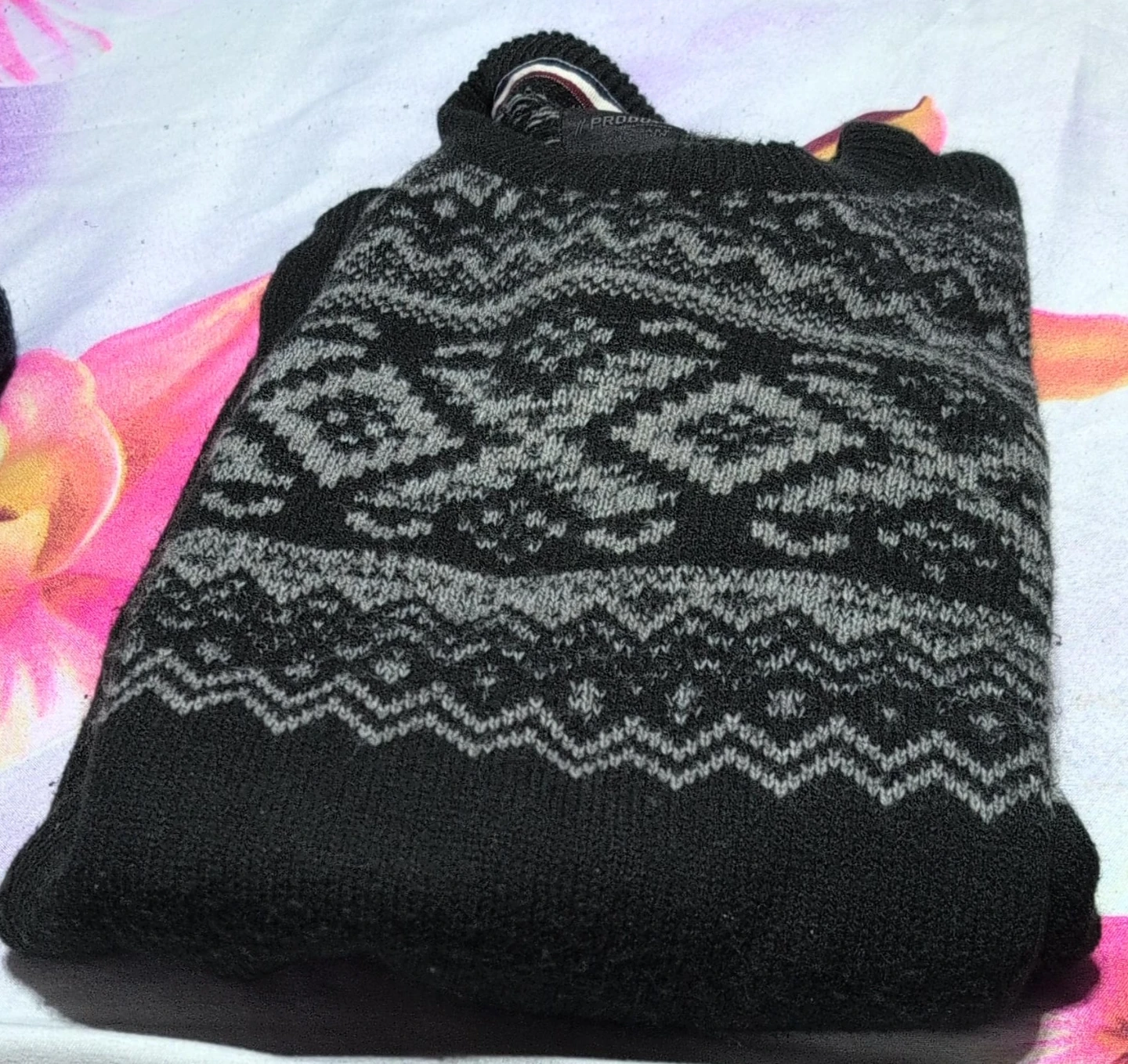 Tommy Hilfiger Black Patterned Sweater image indicator(1)