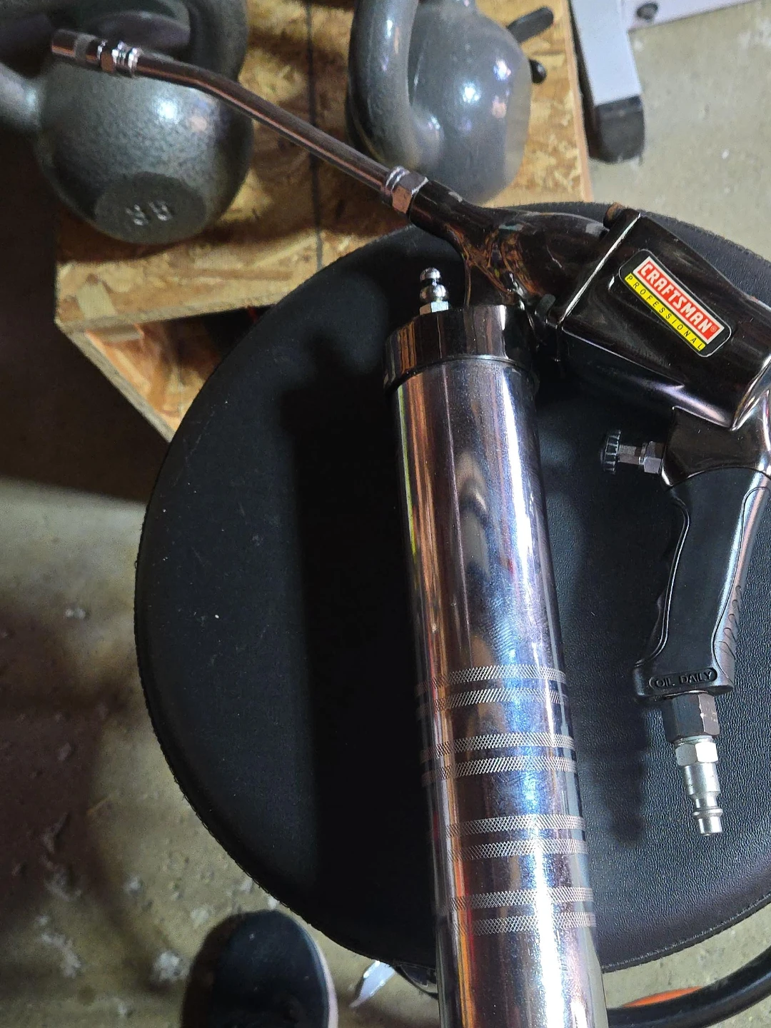 Craftsman Air Grease Gun thumbnail