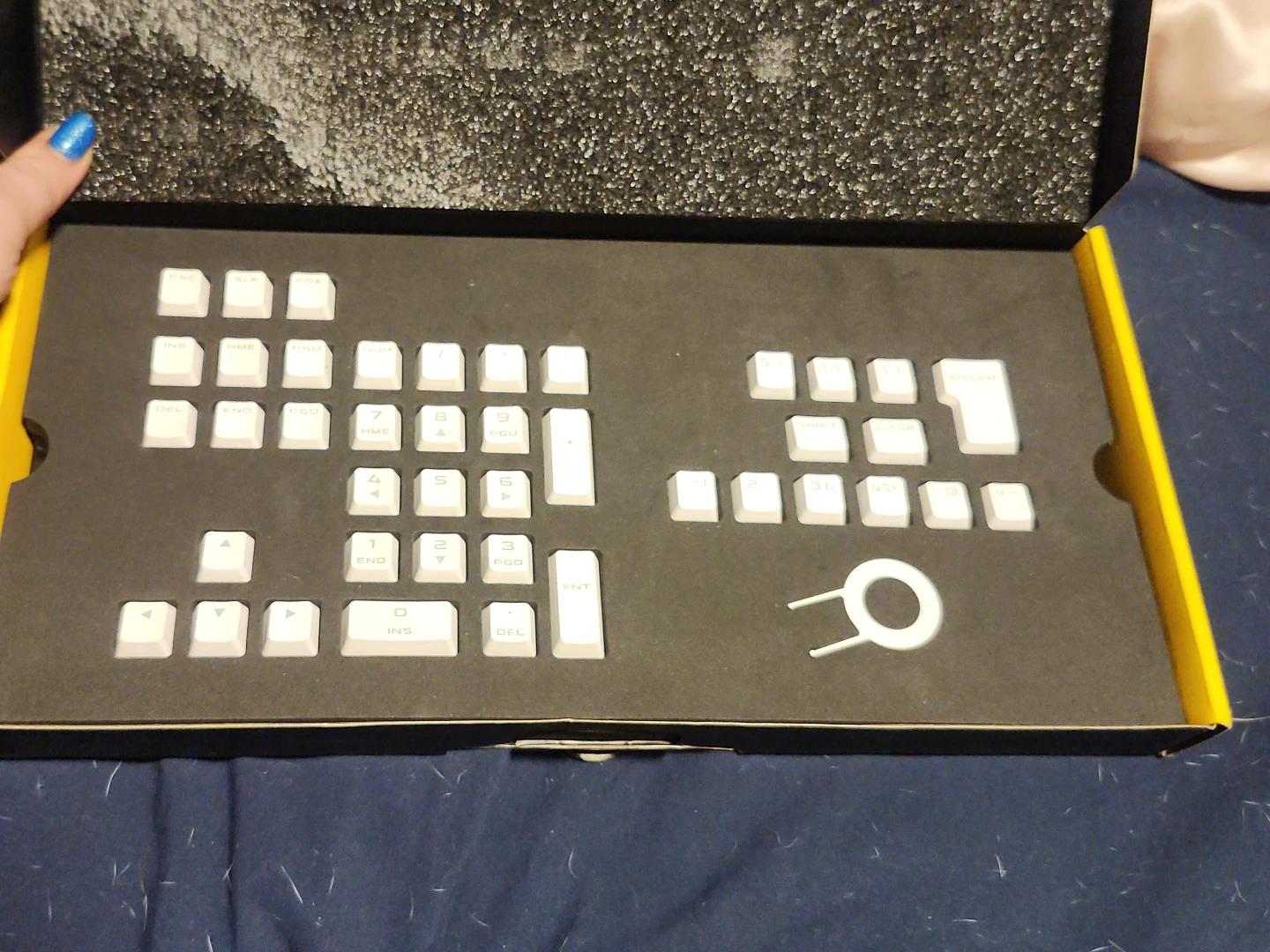 Corsair pbt double shot keycaps