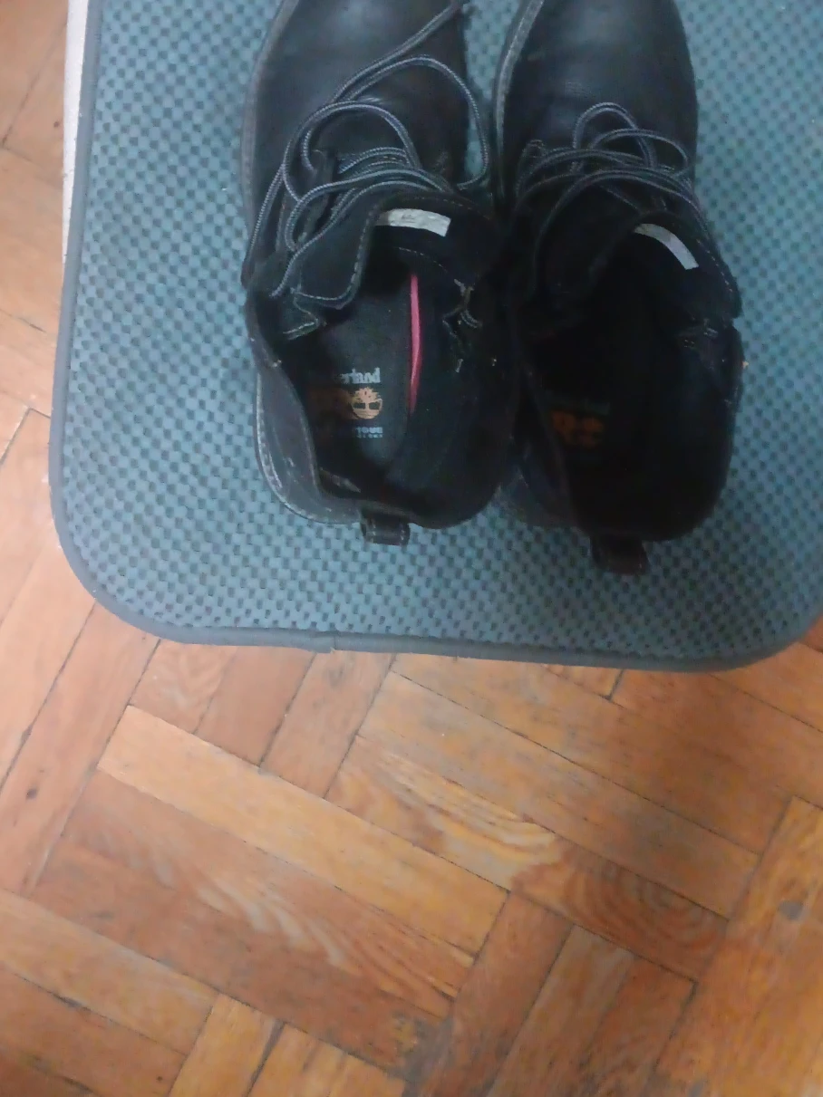 Timberland Black Boots ( size 7 women)