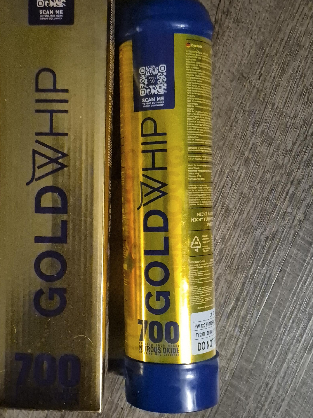 Gold Whip 700 Nitrous Oxide Catering Gas Cylinder thumbnail