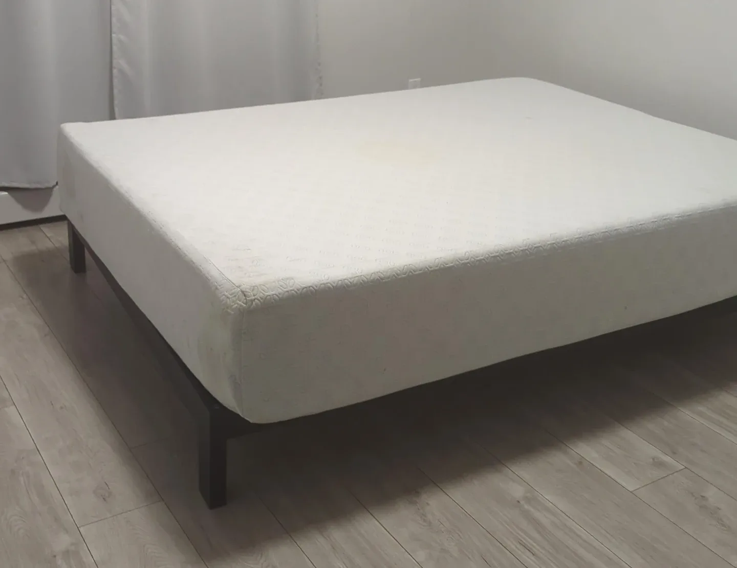 Ikea Hybrid QUEEN Mattress on Metal Frame