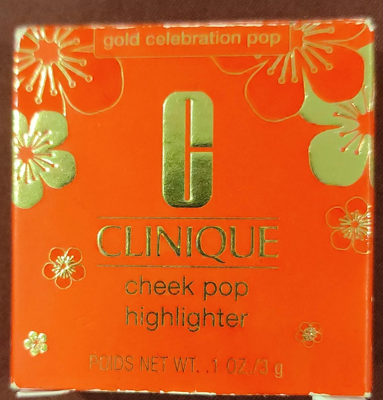 Clinique Gold Celebration Pop Cheek Highlighter image indicator(1)