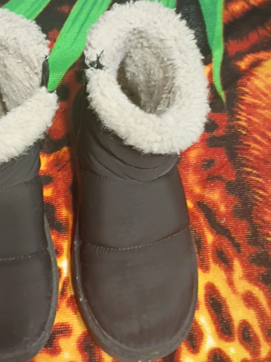Black Winter Boots with Fur Lining
