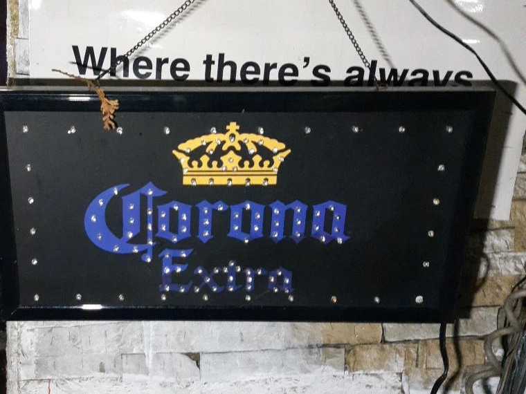 Corona Extra Light Up Sign🥕 image indicator(1)