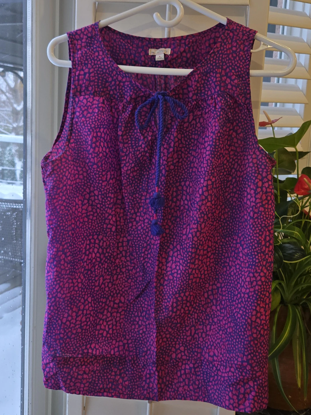 Gap Sleeveless Blouse - Size M image indicator(1)