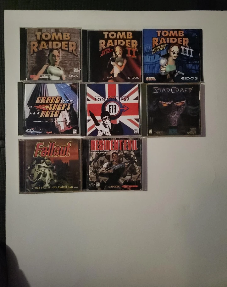 Vintage PC Games: Tomb Raider, GTA, Starcraft, Fallout, RE