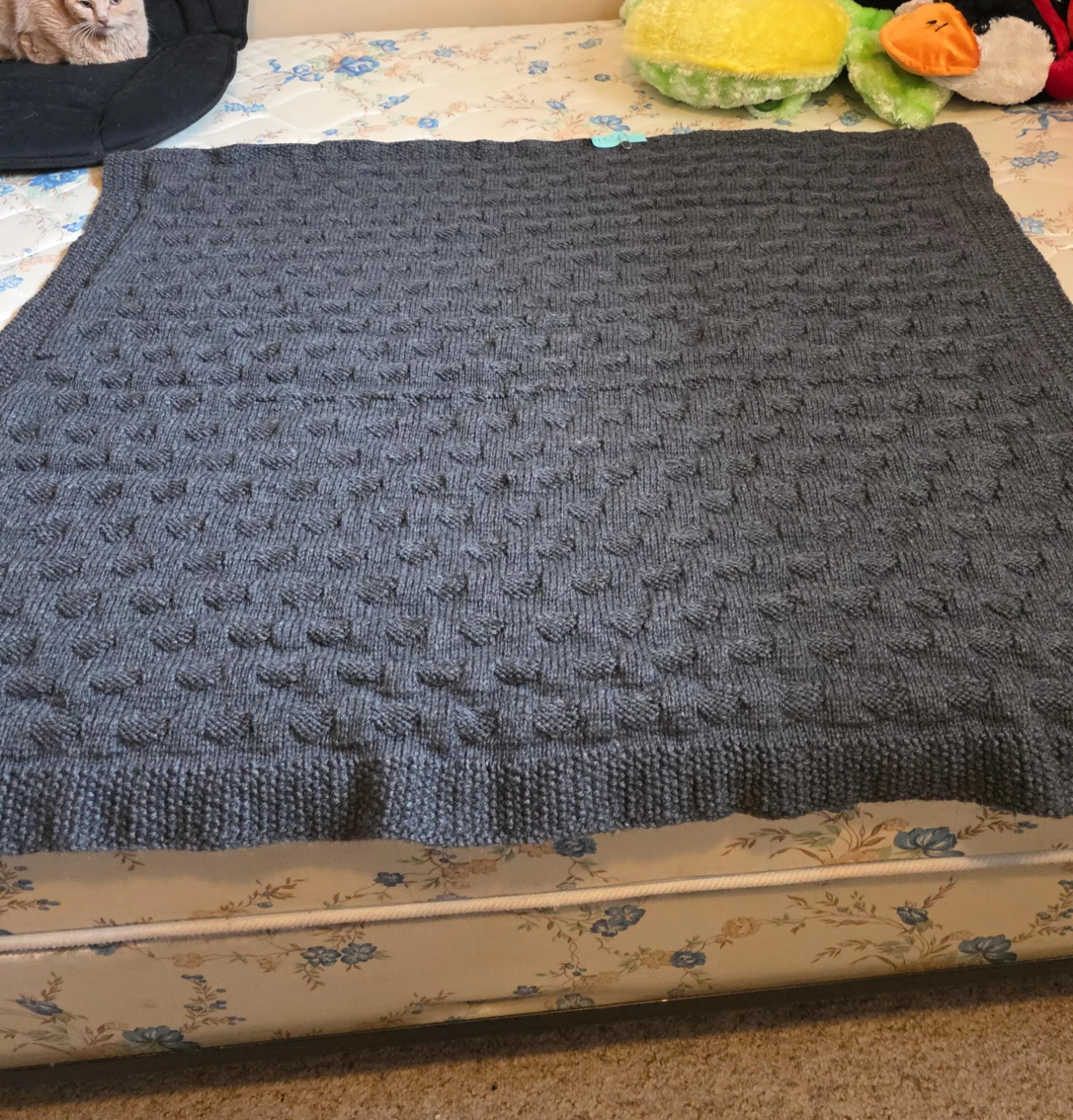 Hand-Knitted Grey Blanket -  41.5" x 38"🏆 - photo 2