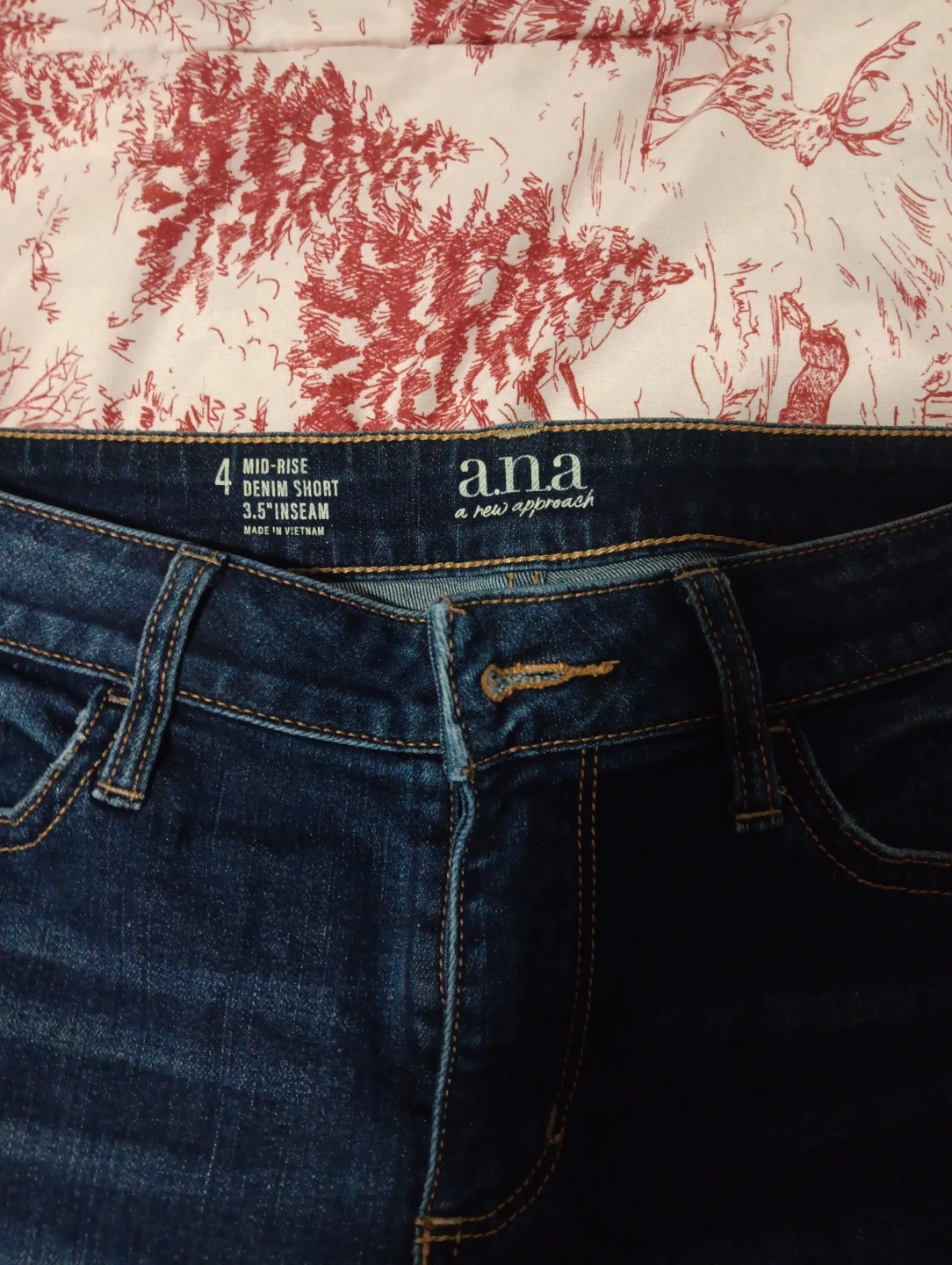 ANA Mid-Rise Denim Shorts - Size 4