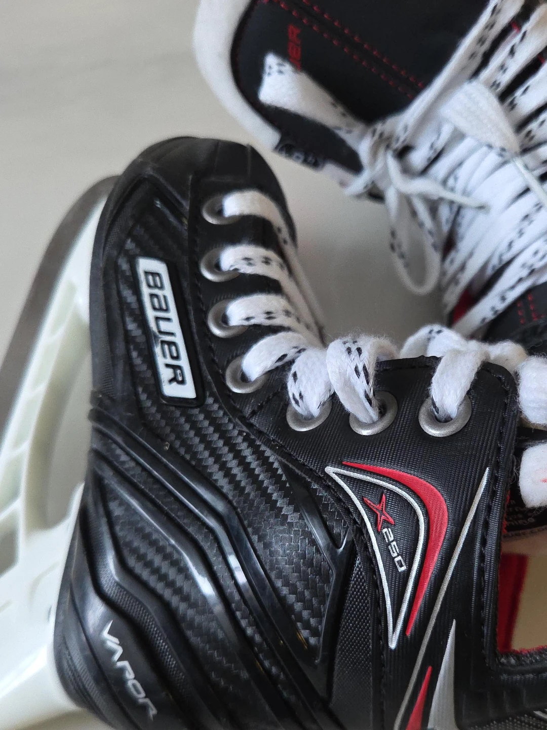Bauer Vapor X2.9 Ice Hockey Skates image indicator(2)