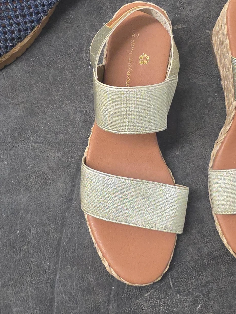 Tommy Bahama Gold Wedge Sandals