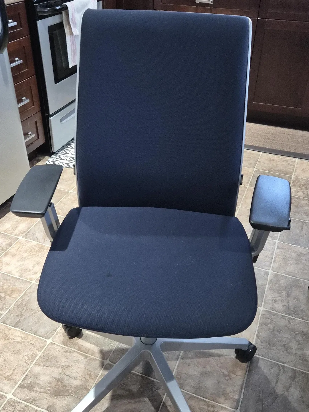 Steelcase 465A000 Office Chair