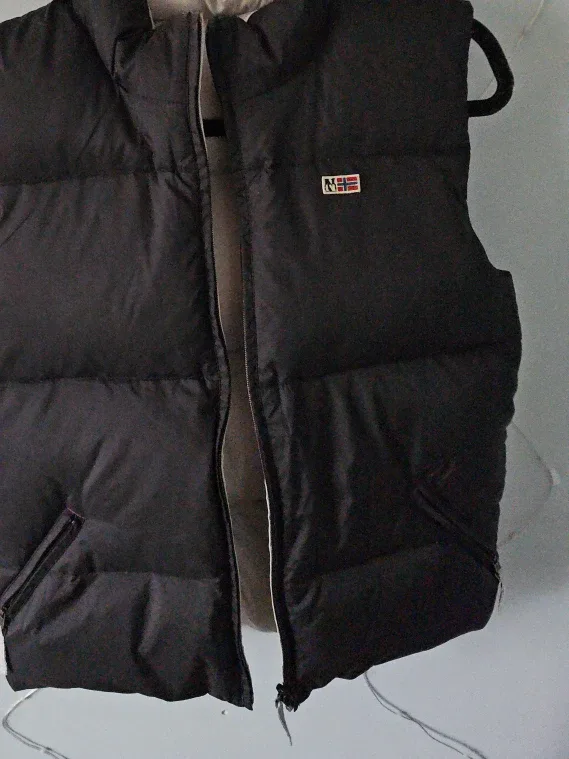 Napapijri Reversible Puffer Vest
