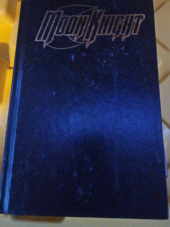 Moon Knight Comic Book thumbnail