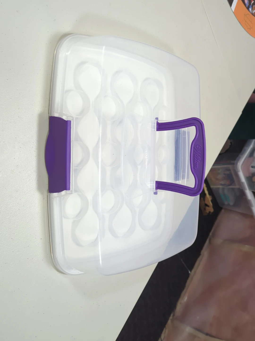 Wilton Cupcake Carrier - Holds 24