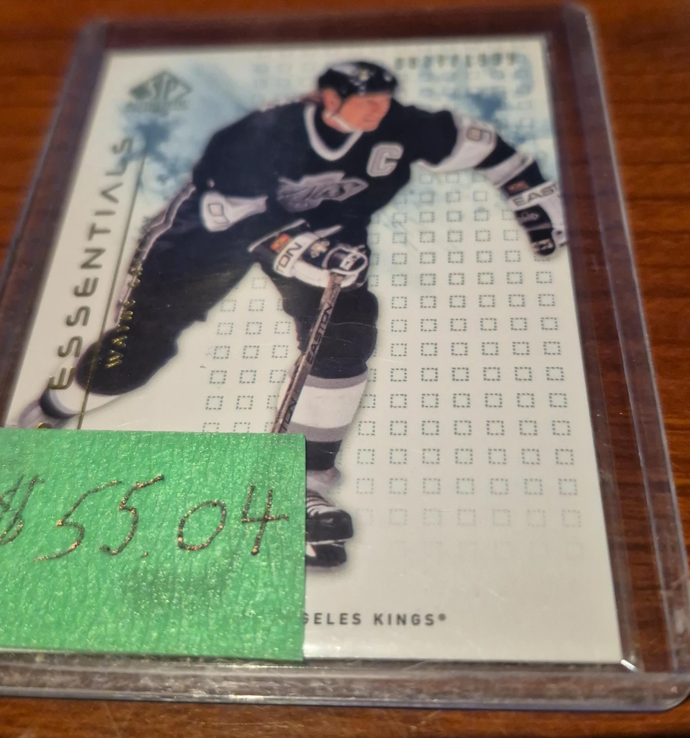 Wayne Gretzky SP Essentials Los Angeles Kings Card thumbnail