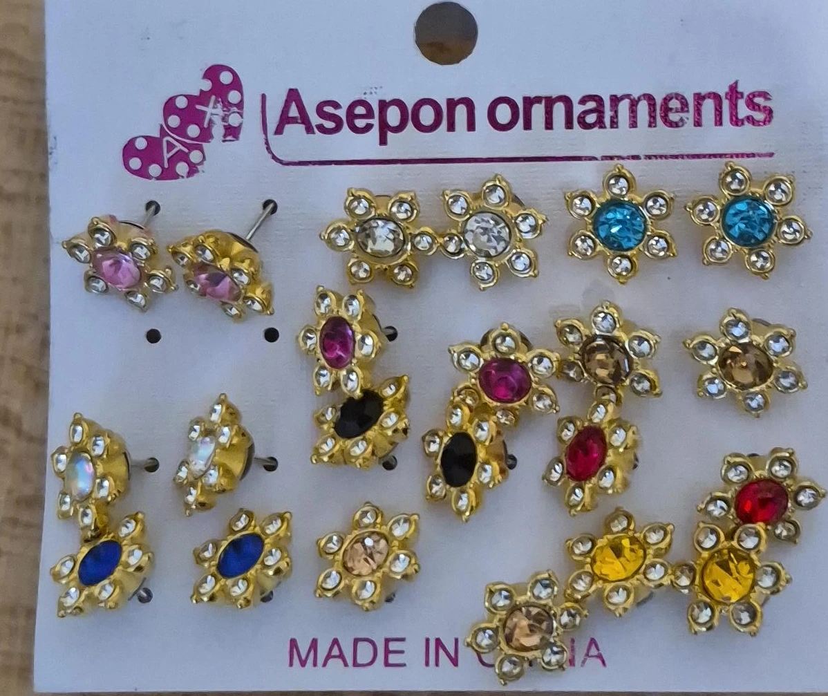 Asepon ornaments earrings