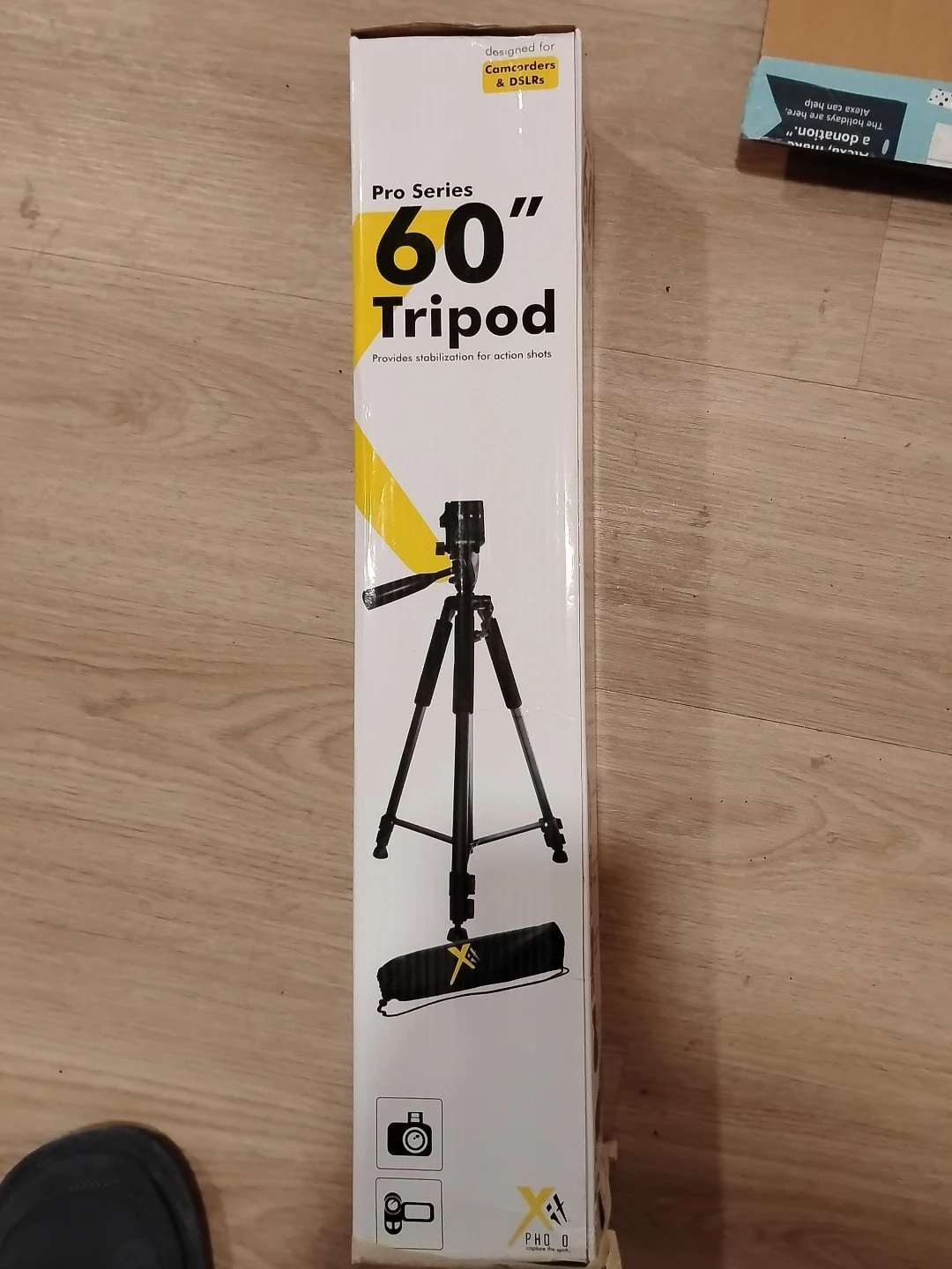 Pro Series 60" Tripod image indicator(2)