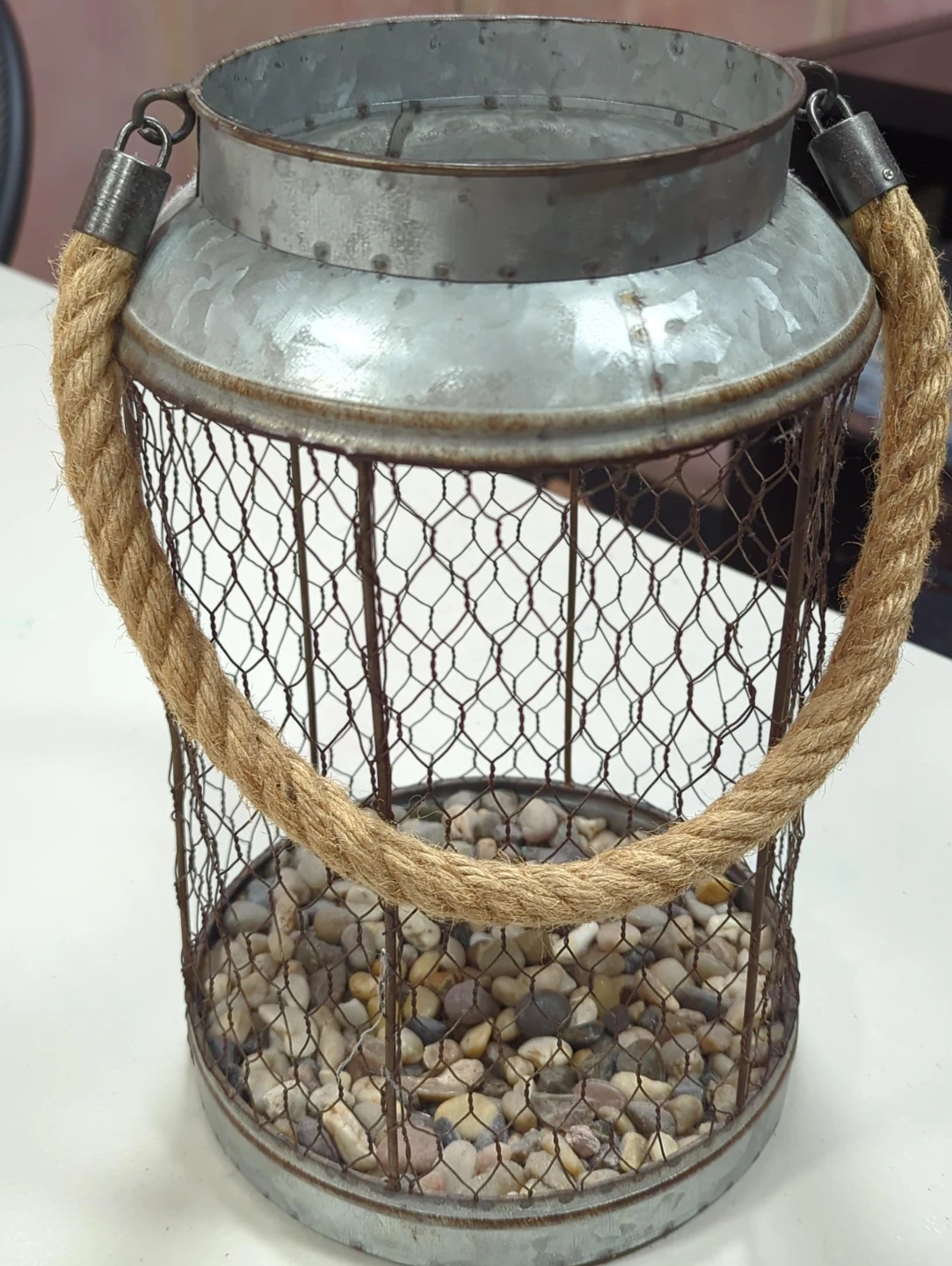 Metal Wire Lantern with Rope Handle