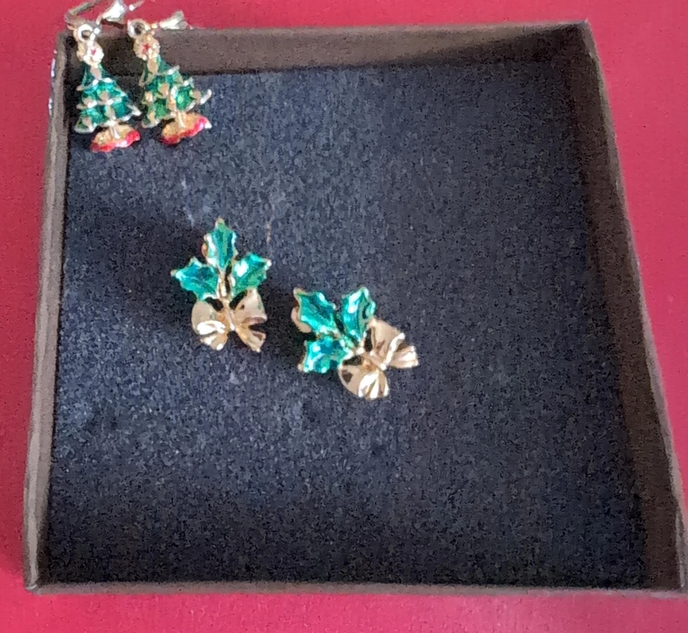 Christmas Tree & Holly Earrings Set
