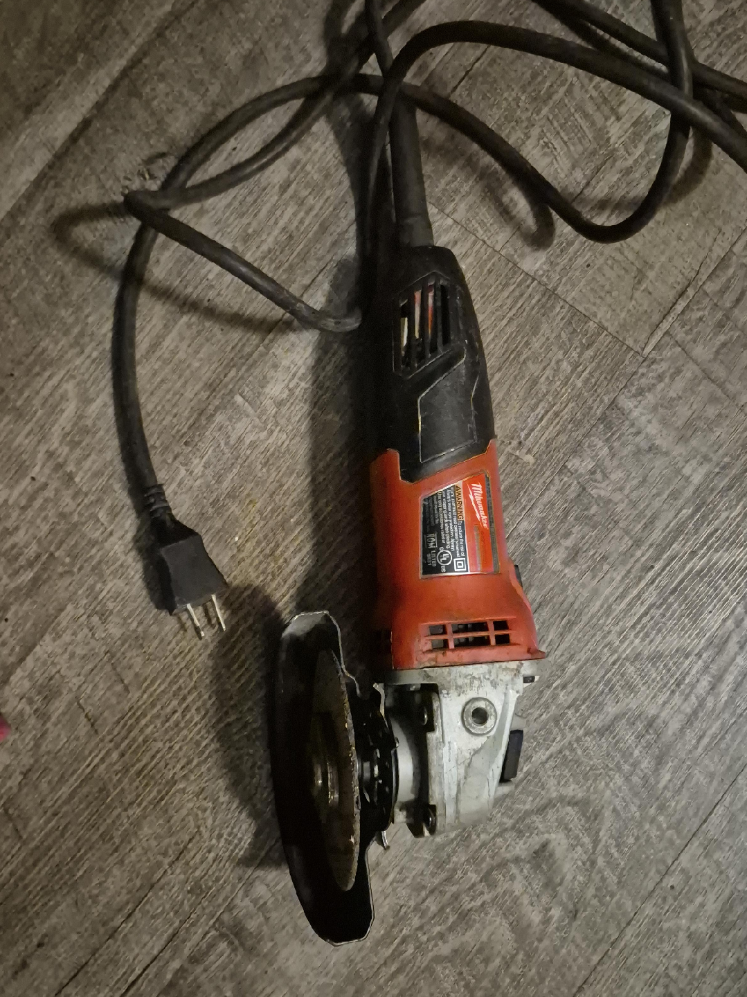 Milwaukee Angle Grinder thumbnail