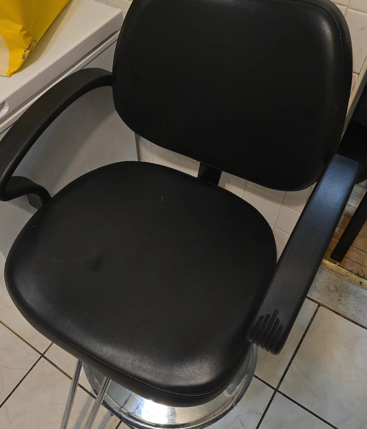 Black Swivel Barber Chair