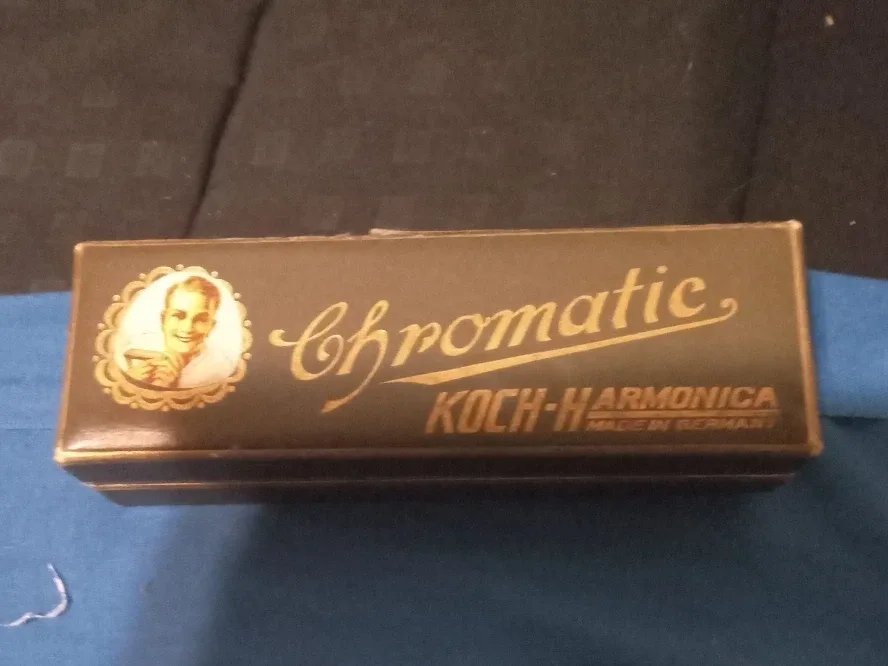 Chromatic Koch-Harmonica