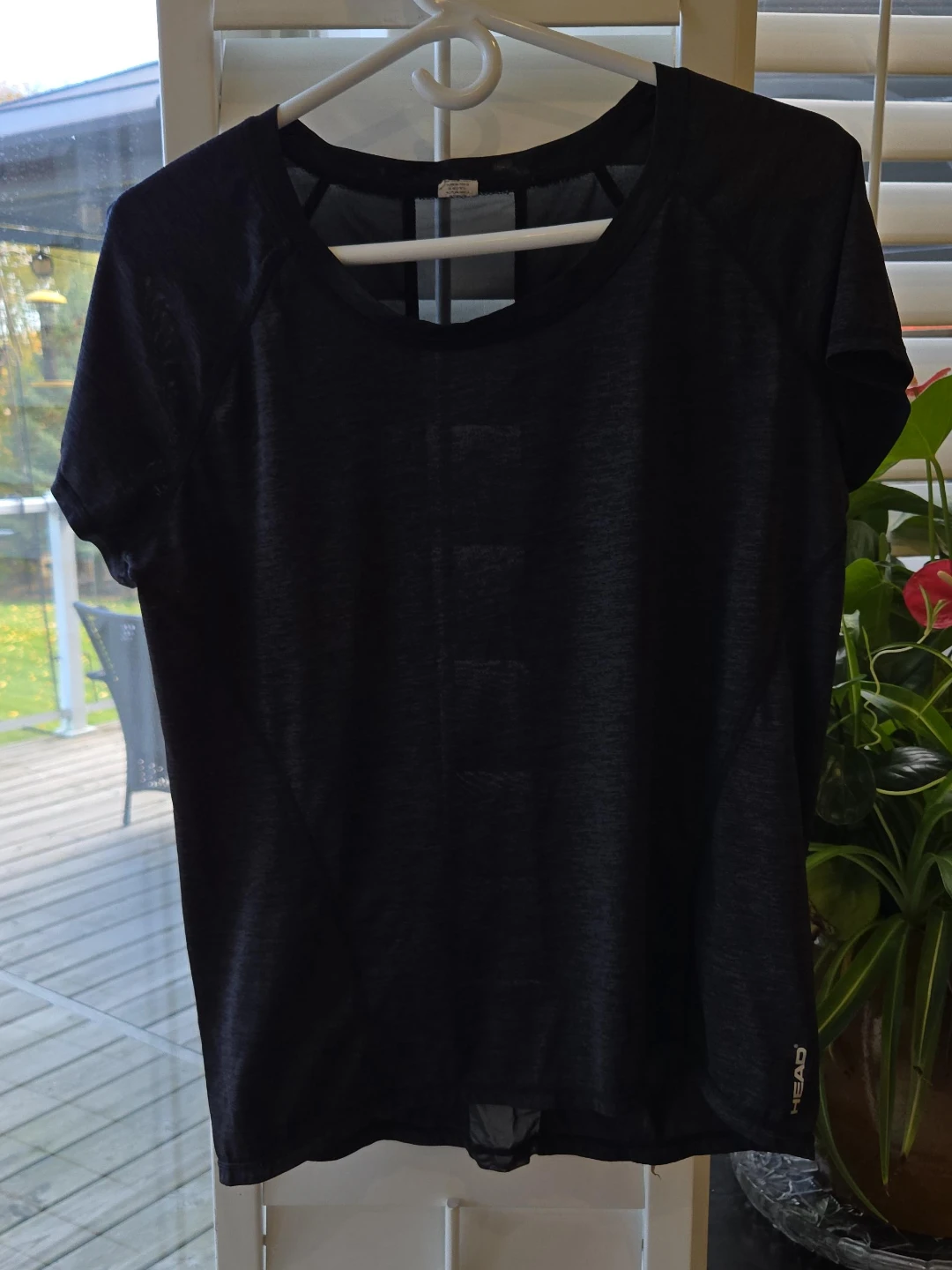 HEAD Black Athletic T-Shirt - Women's Size S