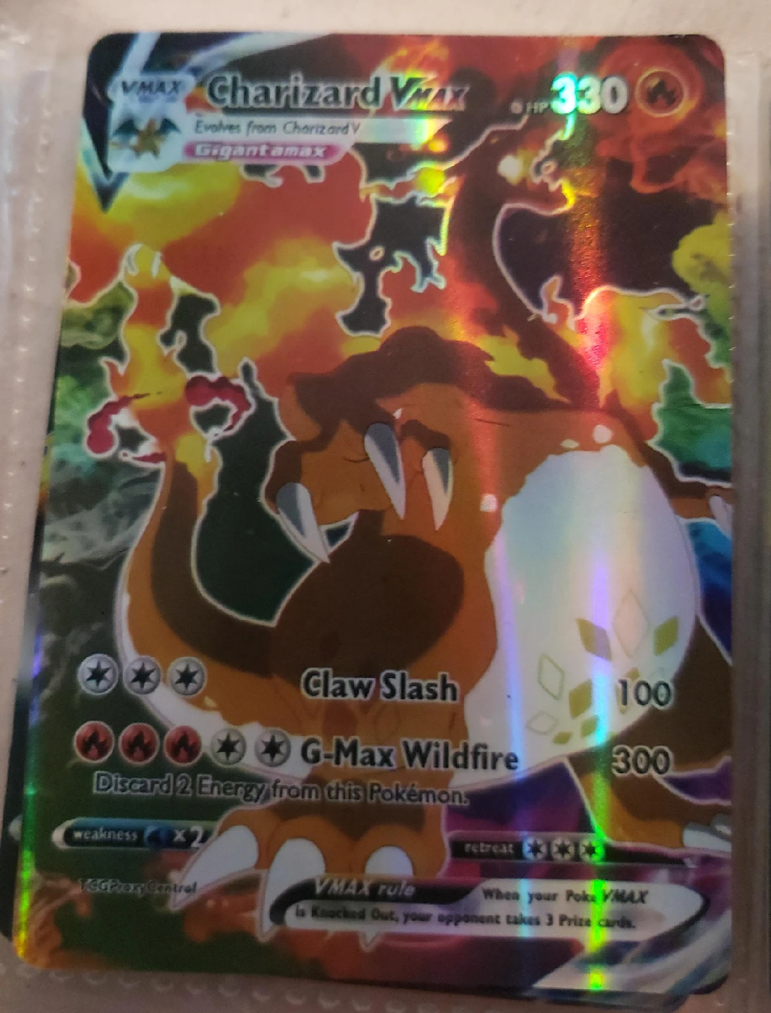 Charizard VMAX Pokemon Card image indicator(1)