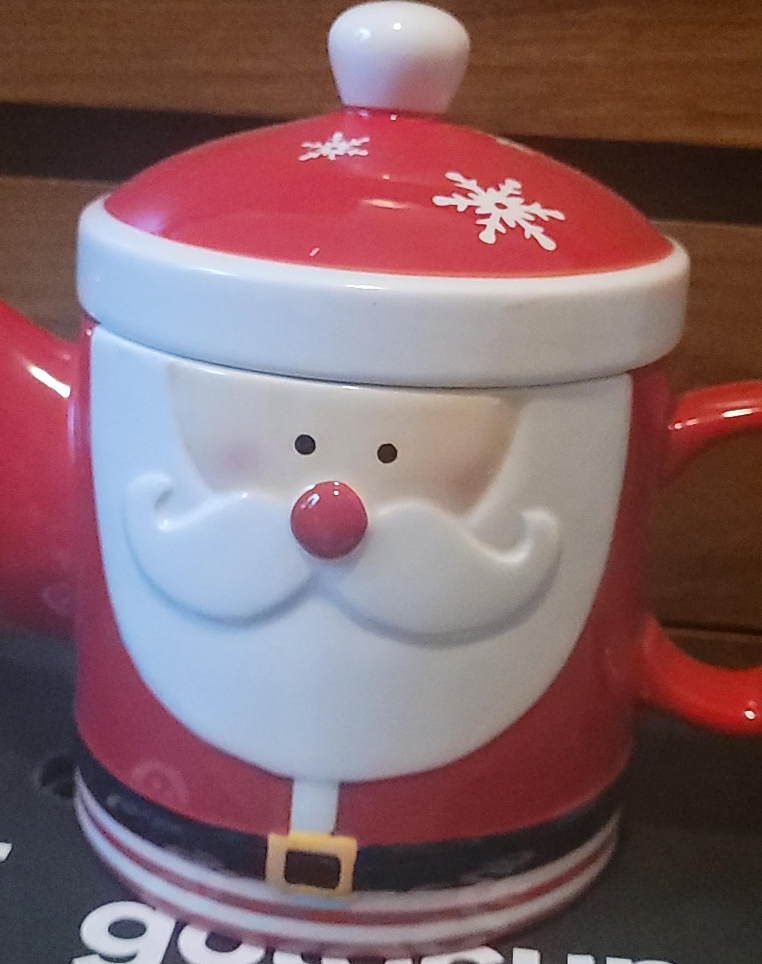 Cute Santa Teapot
