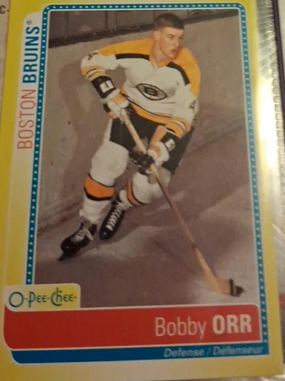 Bobby Orr O-Pee-Chee Hockey Card