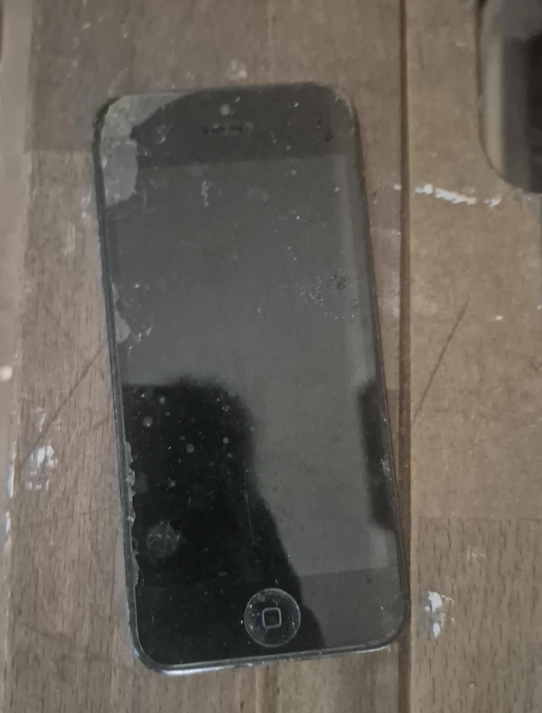 iPhone 5 - For Parts or Repair