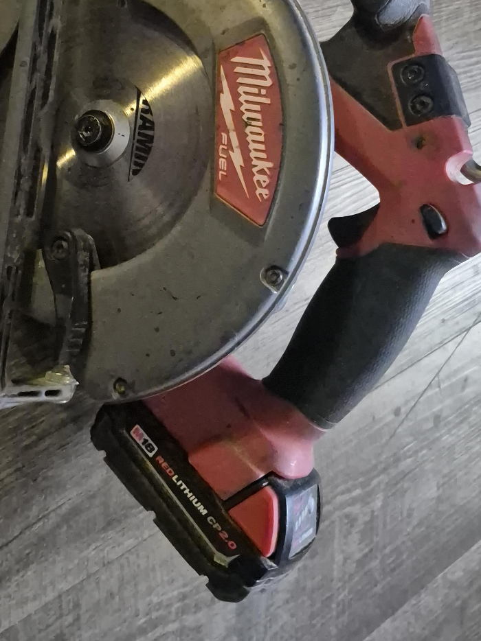 Milwaukee FUEL Circular Saw thumbnail
