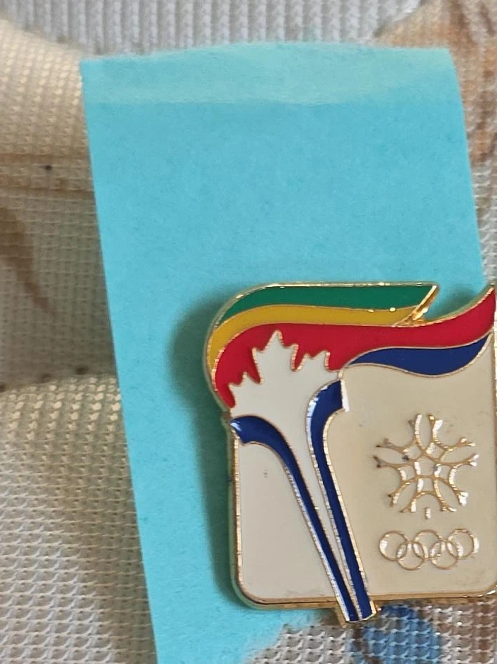 Calgary Olympic Games Pin 🏆 - photo 2